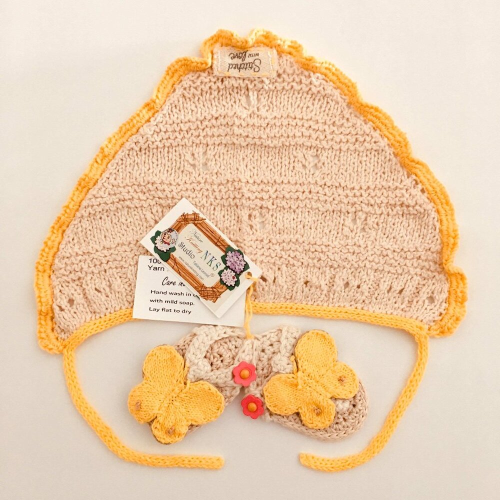NWT. Set of Bandana and Butterfly Sandals from NKS for 0-6Mth Baby. 100% Cotton.